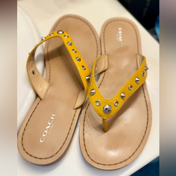 COACH Cottage Yellow Leather Silver Studded Sandals • Women’s Shoes Flip Flops - Picture 7 of 17